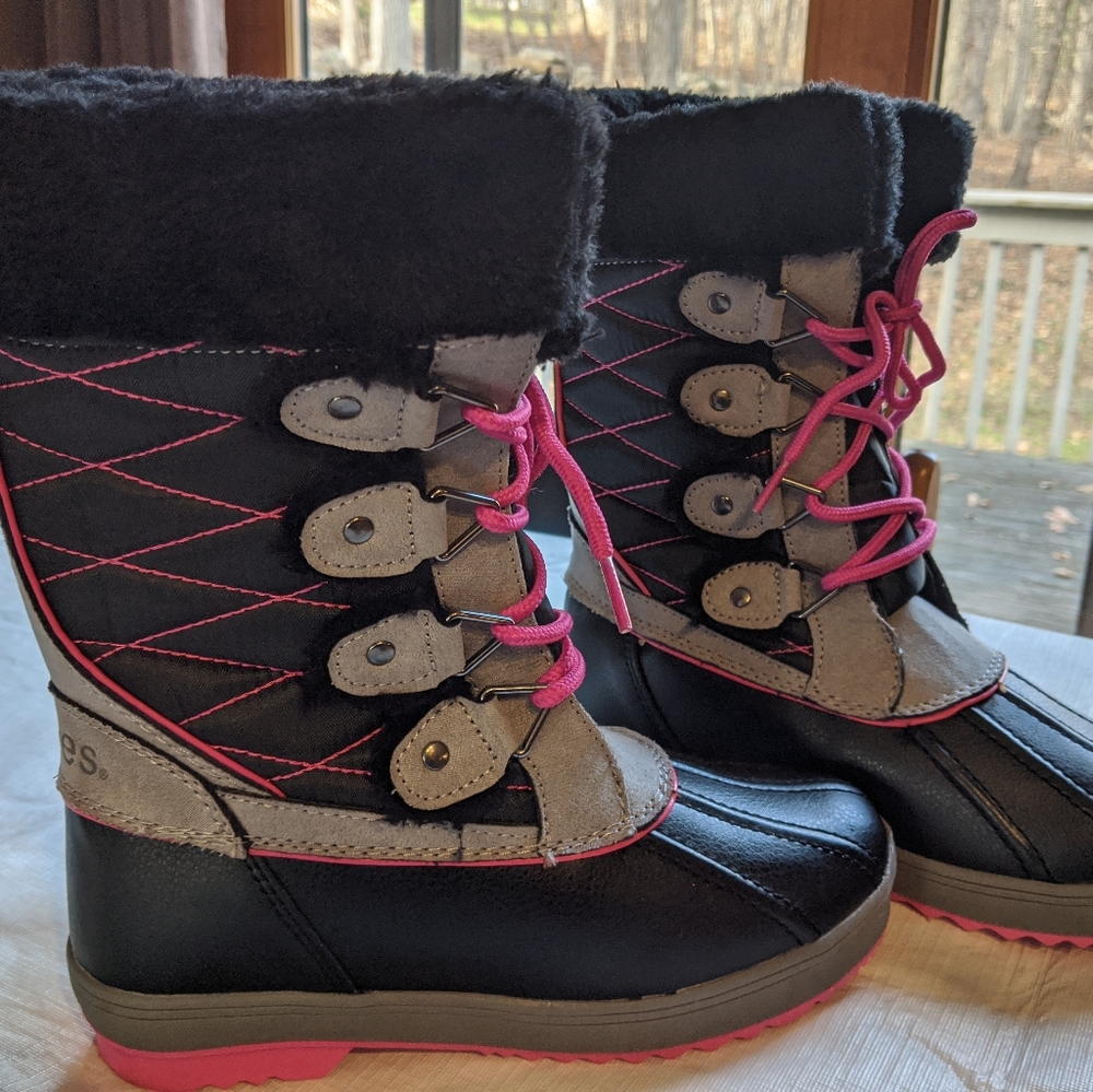 Girl's winter boots
